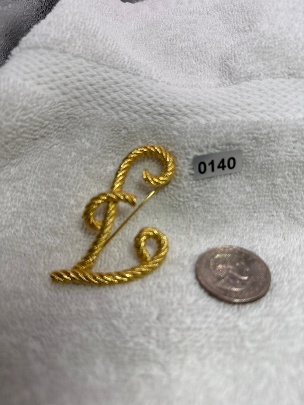 Gold-Tone Twisted Rope Script Letter L Brooch -